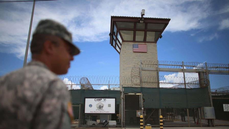 La Casa Blanca asegura que migrantes enviados a Guantánamo eran miembros del Tren de Aragua