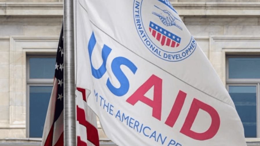 Trump acusa a medios de haber recibido dinero robado de Usaid