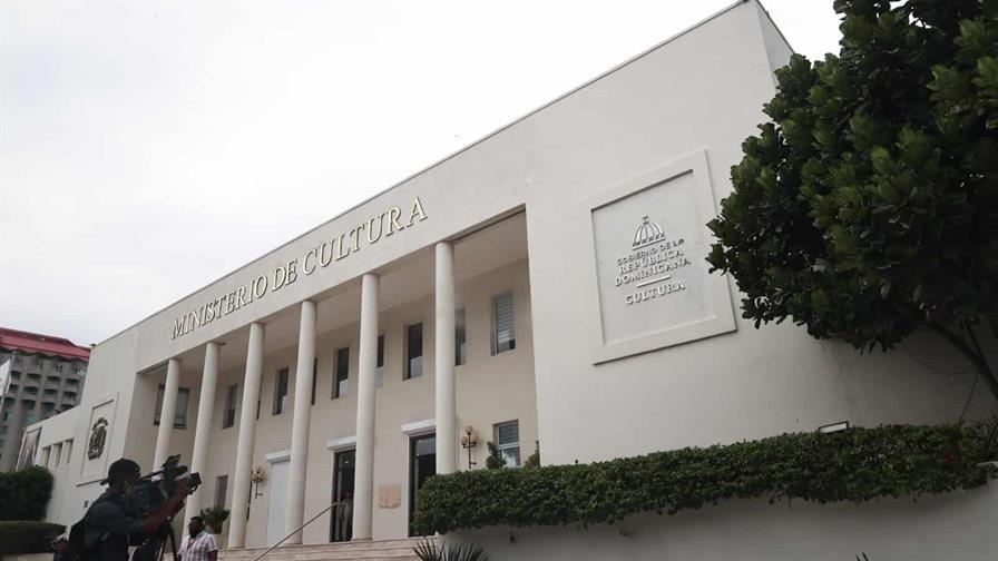 Ministerio de Cultura ordena investigación tras incendio en Villa Doña Emilia en Montecristi