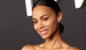 Zoé Saldaña dice que está procesando la polémica de los mensajes de Karla Sofía Gascón