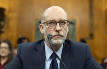 El Senado de EE. UU. confirma a Russell Vought para dirigir oficina presupuestaria de la Casa Blanca