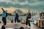 Coldplay estrena el videoclip de su tema Man in the Moon rodado en Singapur