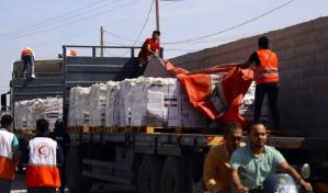 Israel bloquea la entrega de ayuda humanitaria en Gaza, Hamás denuncia una violación de la tregua