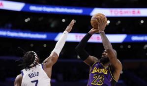 LeBron queda fuera de acción en los Lakers por dolor en tobillo izquierdo