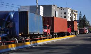 Vehículos pesados no podrán circular por avenidas 27 de Febrero y Estrella Sadhalá de Santiago Vehículos pesados no podrán circular por avenidas 27 de Febrero y Estrella Sadhalá de Santiago