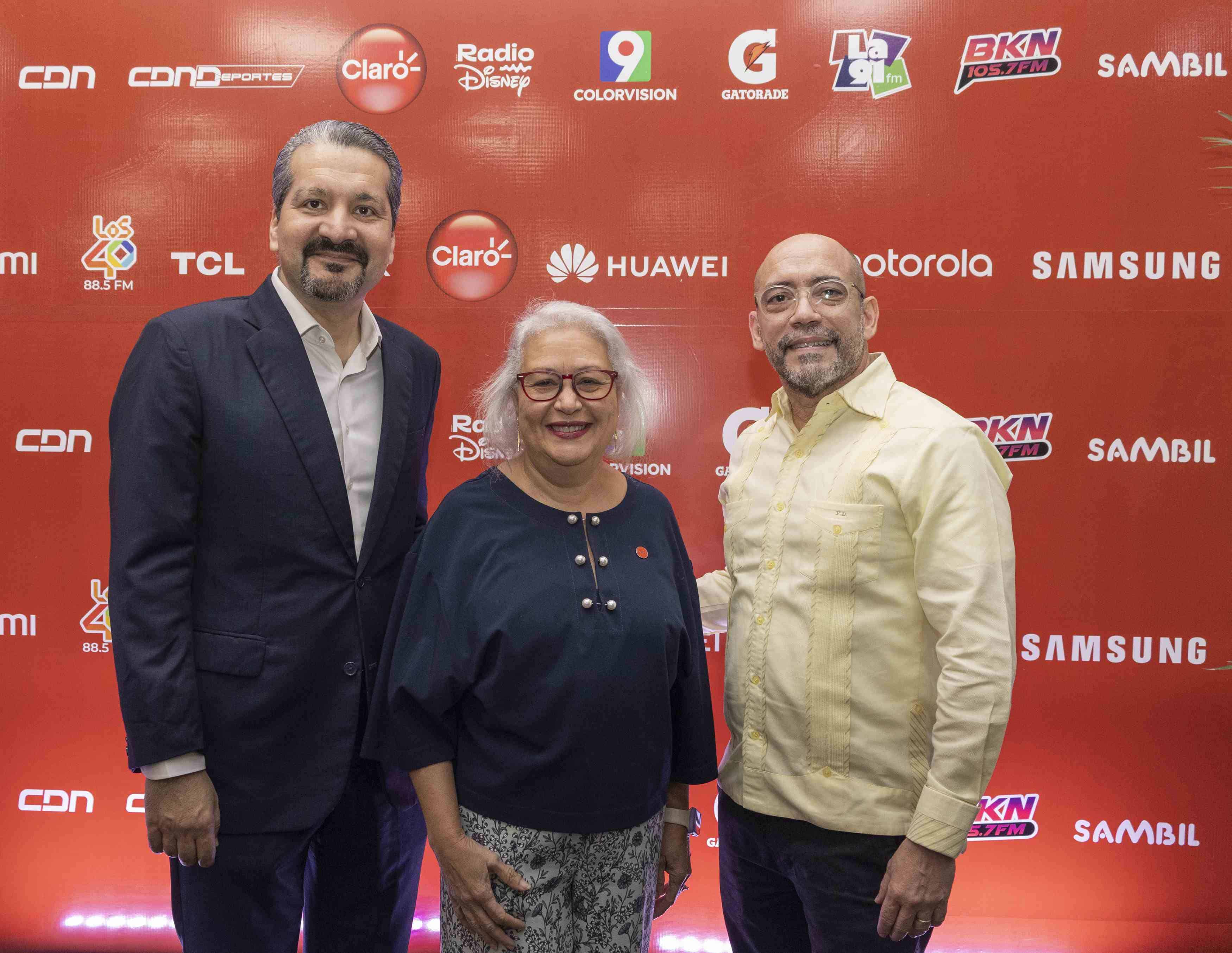 Robinson Peña, Jeannette Martínez y Franklin Domínguez.