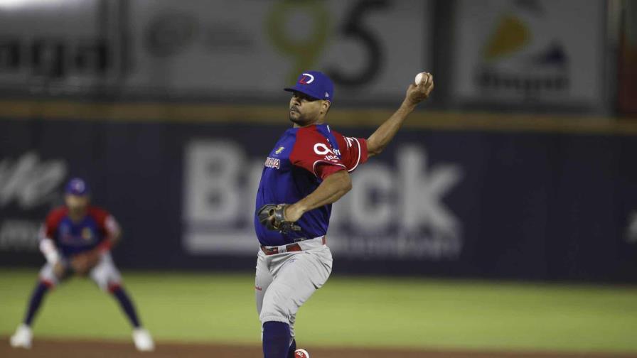 El lanzador dominicano Esmil Rodgers, el Jugador Más Valioso de la Serie del Caribe