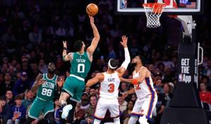 Celtics vencen cómodamente a los Knicks en duelo de dominicanos