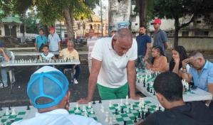Celebrarán en Parque Mirador Sur segunda edición Simultánea Gigante de Ajedrez