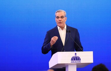 Abinader conserva respaldo político pese al deterioro de la percepción económica