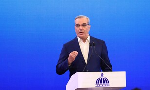 Abinader dice la pobreza monetaria baj&oacute; a 15.3 % en primer trimestre de 2026