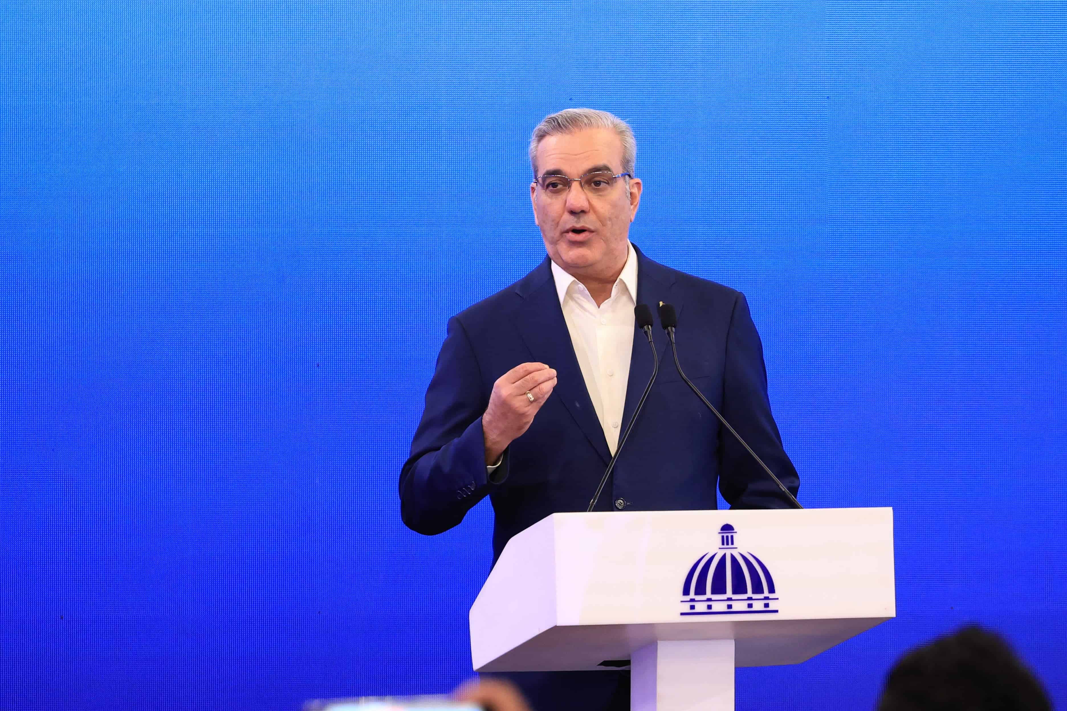 Luis Abinader dice relaciones de RD con EE. UU. y China son buenas - Diario  Libre