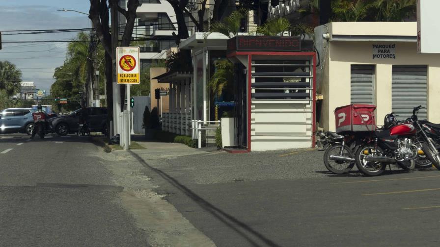 Alcaldía del Distrito Nacional estudia nueva ordenanza para regular uso de espacios públicos