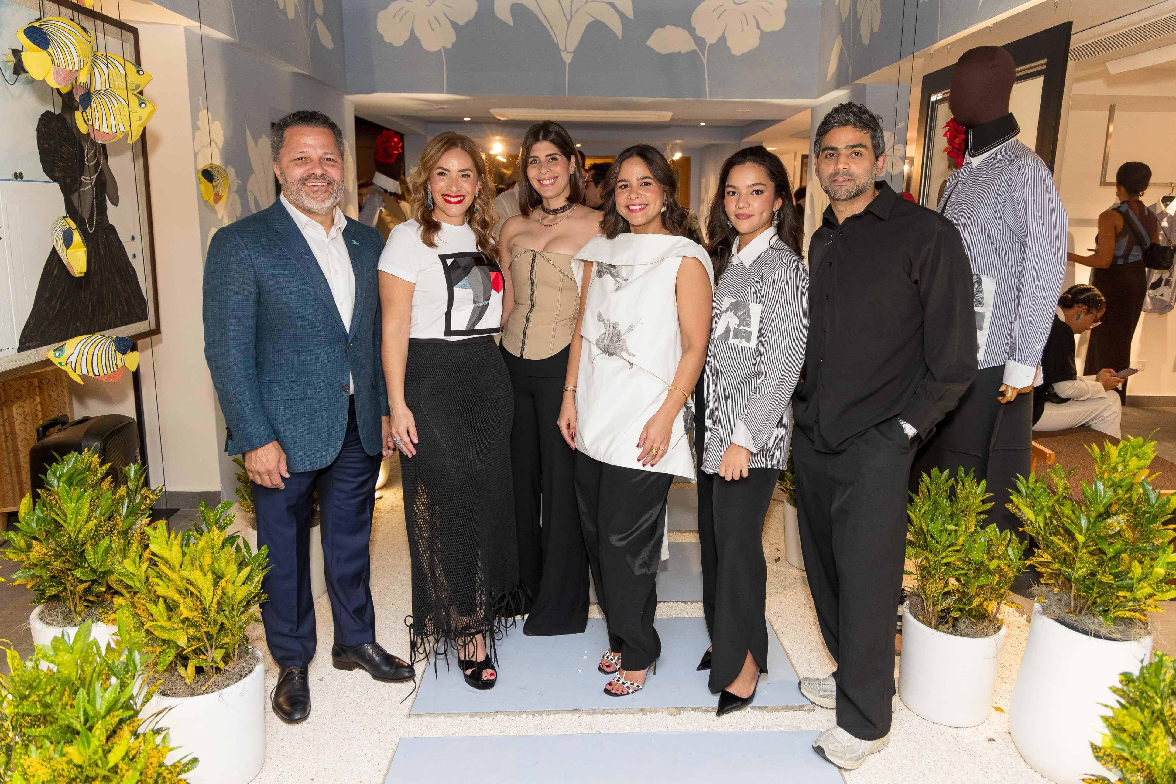 Eduardo Cruz, Karina Cortorreal, Giovanna Vásquez, Maria José Espaillat, Isabel Cortorreal y Raylin Díaz.