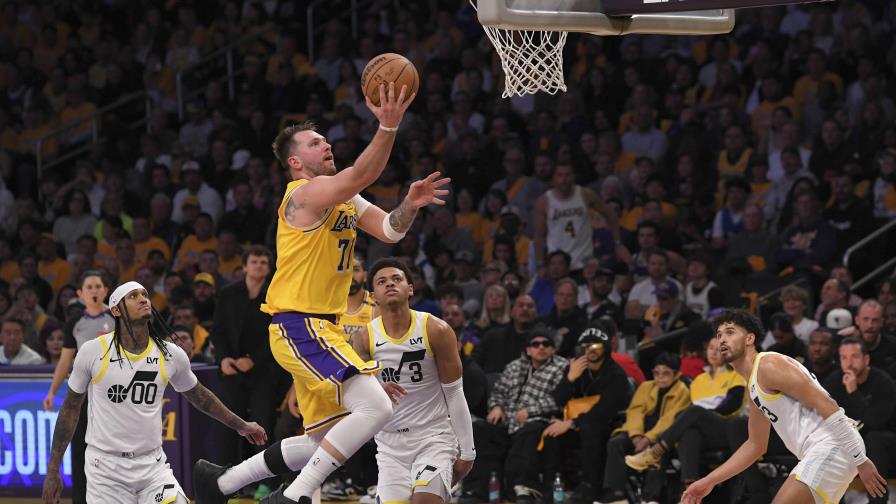 Doncic triunfa en su debut con los Lakers que vencen 132-113 al Jazz