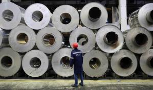 La OCDE advierte de un agravamiento de los excedentes de acero en 2025-27 y señala a China