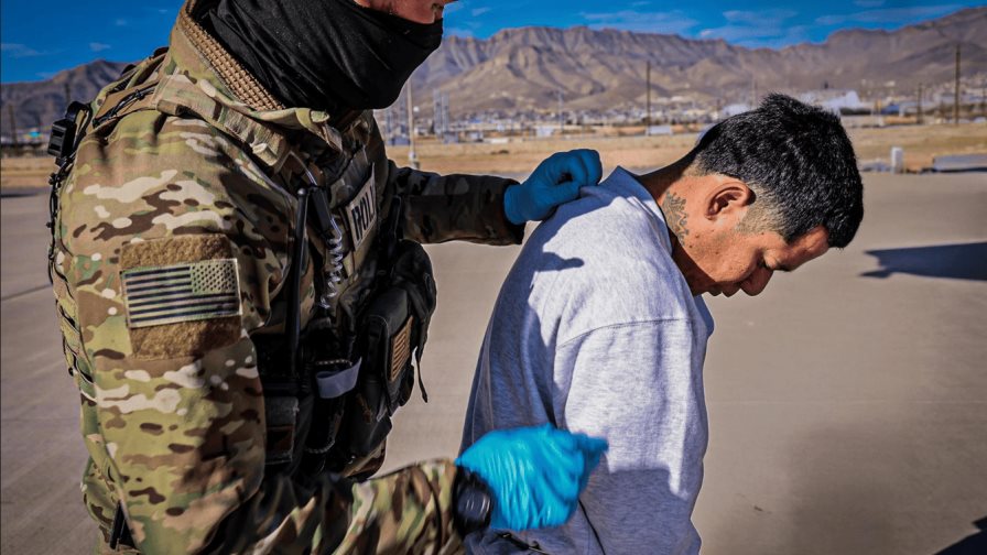 Familiares de venezolanos enviados a Guantánamo demandan al Gobierno Trump