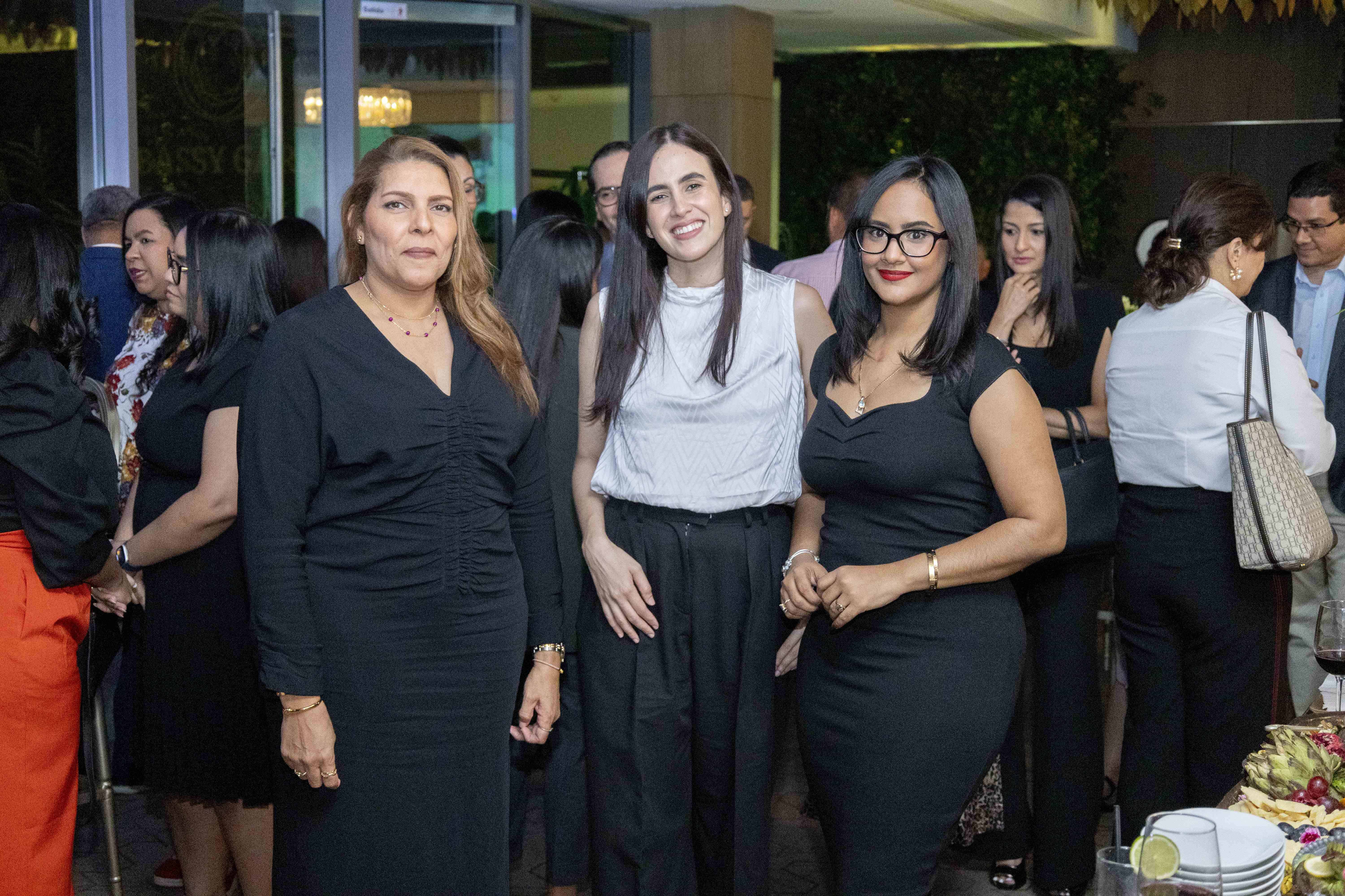 María Tineo, Adriana Almonte y Leomary Polanco.