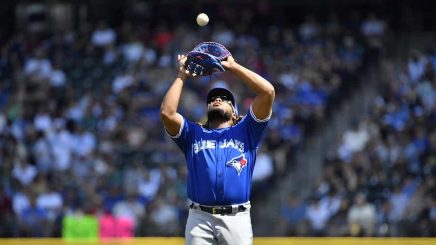 Toronto confirma las negociaciones para extender contrato a Guerrero Jr.