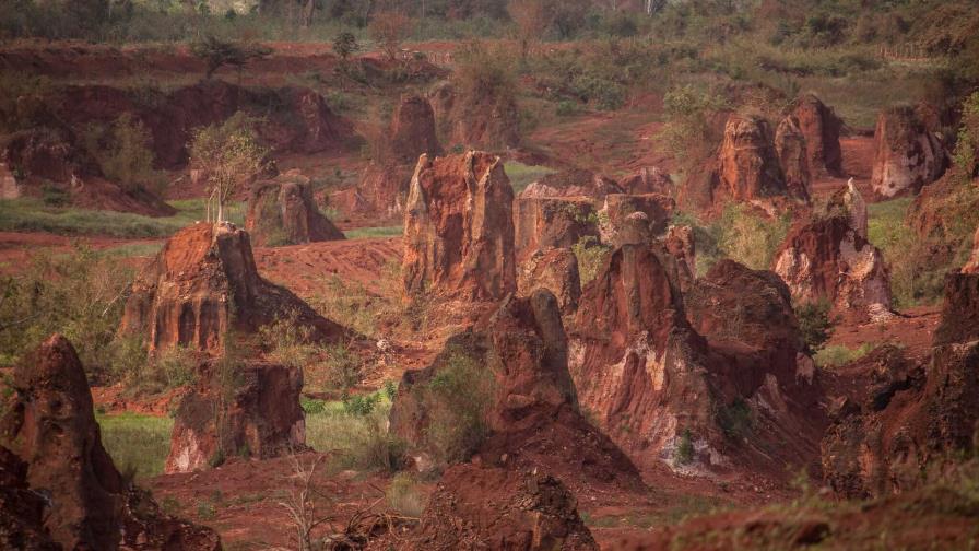 De la bauxita a las tierras raras: la nueva apuesta minera en Pedernales