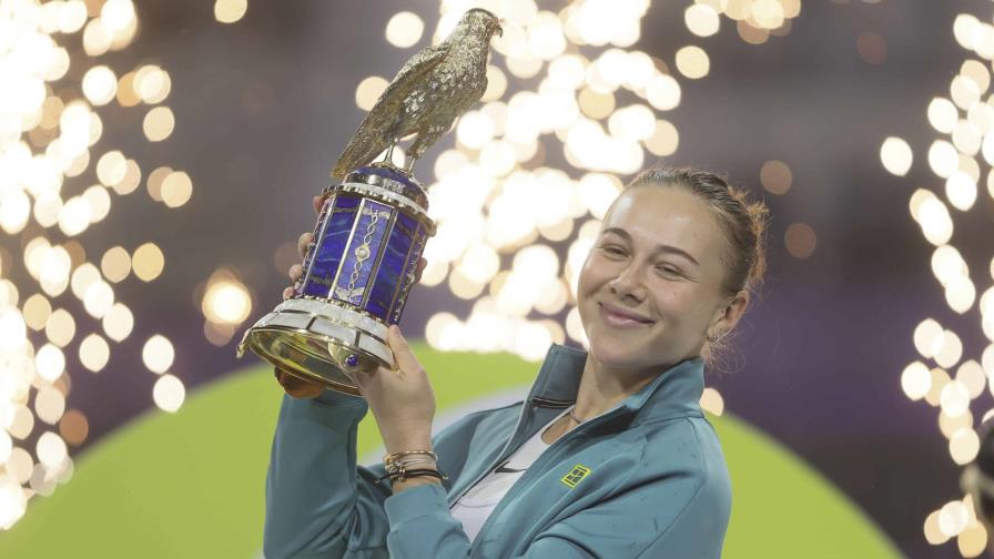 Anisimova vence a Ostapenko en final del Abierto de Doha y consigue su mayor triunfo