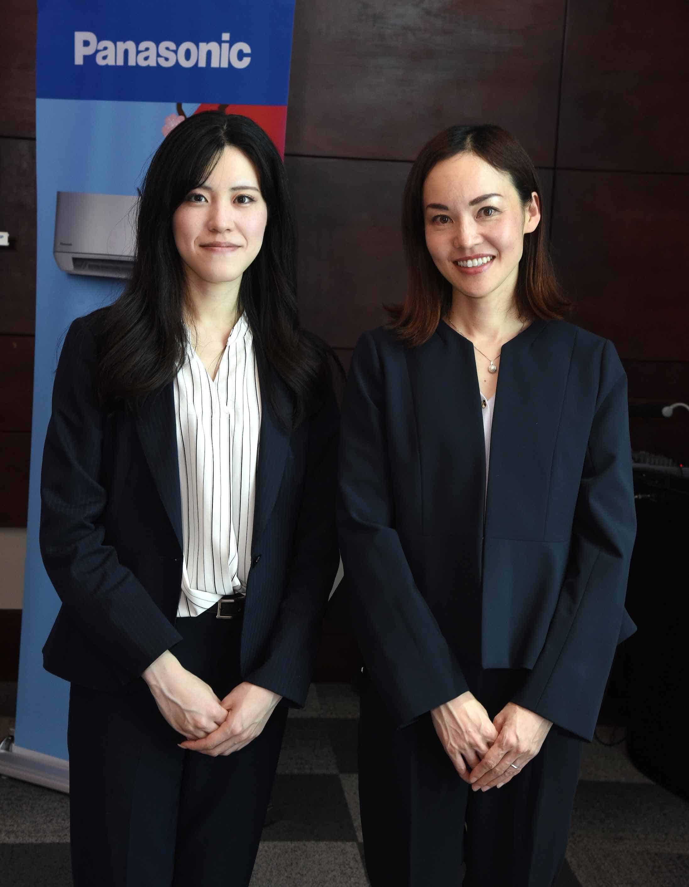 Satomi Hagiwara y Sayo Segawa.