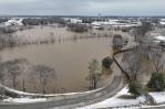 Alertan de un frío peligroso en EE. UU. tras las inundaciones mortales del fin de semana