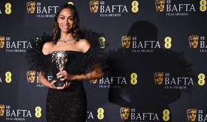 El emotivo discurso de Zoé Saldaña en los BAFTA: un tributo a su familia y la comunidad trans