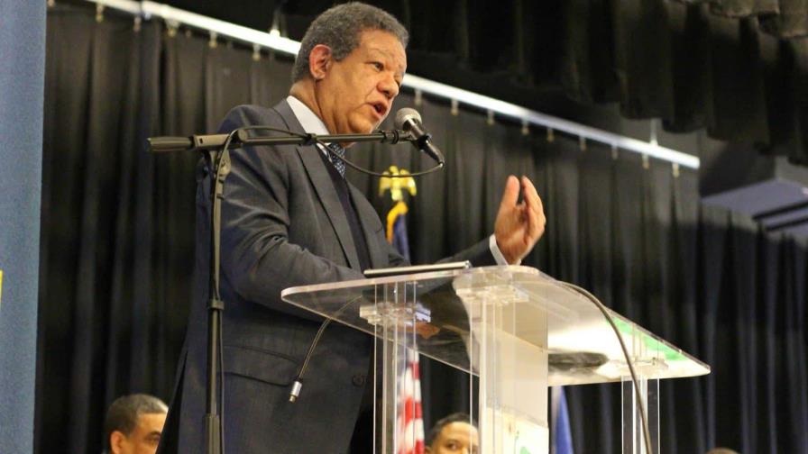 Leonel Fern&aacute;ndez encabeza plenaria de congreso de la Fuerza del Pueblo en Estados Unidos