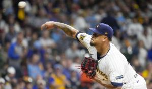 La recuperación del dominicano Frankie Montás no se acelerará por lesión de Senga, dice Mendoza