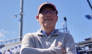 El dueño de los Mets descarta ir por Guerrero Jr: No podemos tener demasiados contratos largos