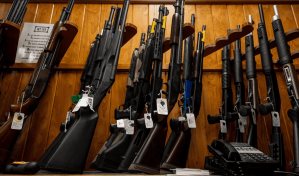 México amenaza con demandar a fabricantes de armas en Estados Unidos