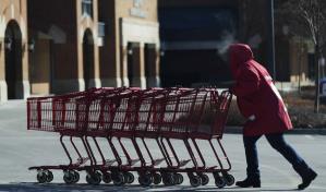 ¿Es un riesgo laboral pasar todo el día de pie en el trabajo?