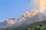 Autoridades de Guatemala prohíben subir al volcán Santiaguito por su intensa actividad