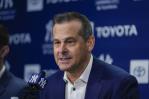 Los Yankees y el mánager Aaron Boone acuerdan extensión de contrato de dos años