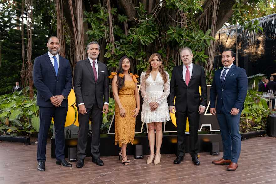 Fernando Valerio, Omar Batista, Catherina Pina, Gina Jiménez, Sergio Soto y Salvador Estepan.