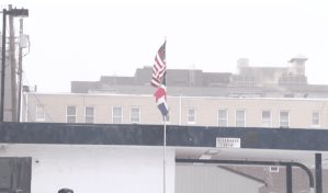 Dominicanos en Hazleton buscan izar su bandera por el día de la independencia y el alcalde se niega