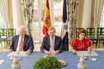 Firman acuerdo histórico para preservar la memoria de la emigración española en RD Firman acuerdo histórico para preservar la memoria de la emigración española en RD