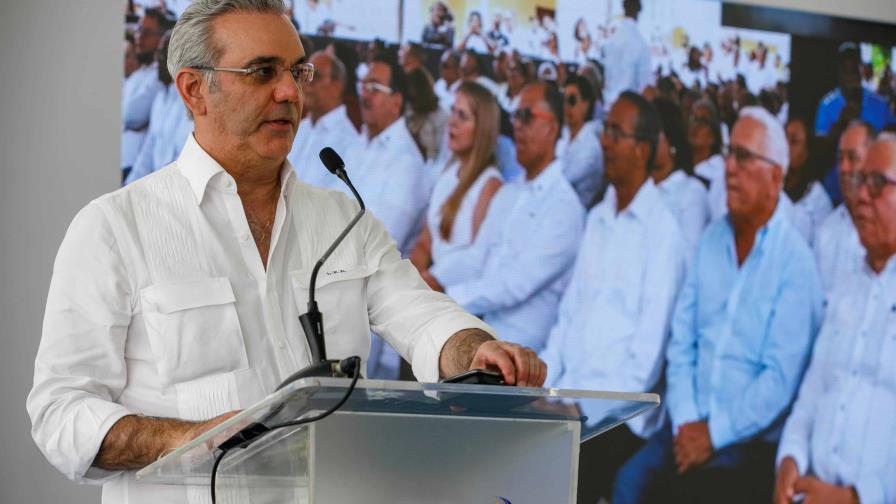 El presidente Abinader inaugura tres obras en Hato Mayor