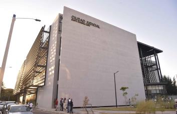Abinader inaugura la Ciudad Judicial de Santo Domingo Este; iniciará plan de apertura gradual