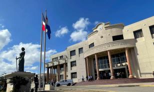 Dictan libertad condicional y envían a juicio de fondo al hijo de Sonia Mateo por tráfico de drogas