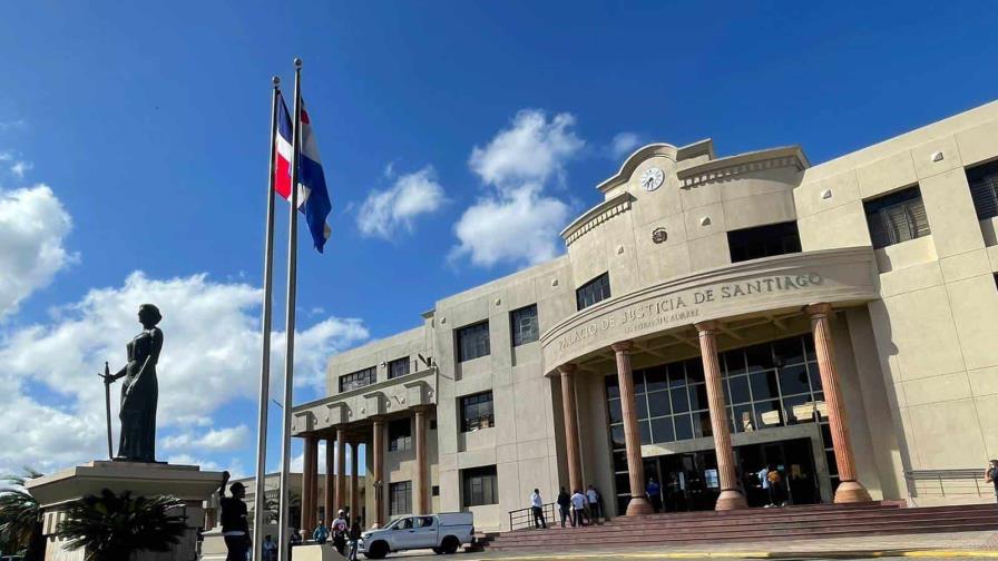 Dictan libertad condicional y envían a juicio de fondo al hijo de Sonia Mateo por tráfico de drogas Dictan libertad condicional y envían a juicio de fondo al hijo de Sonia Mateo por tráfico de drogas