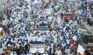 Los giros en las elecciones le arrebatan dinero y poder a partidos que antes eran gigantes