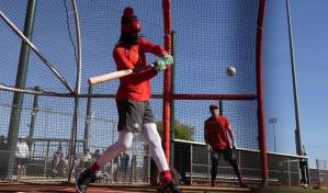 De la Cruz dice se siente una nueva vibra en Cincinatti para el 2025