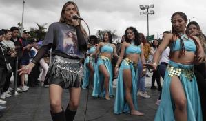 El Shakiverso llega a Bogotá como preludio de los 2 conciertos de La loba en la ciudad