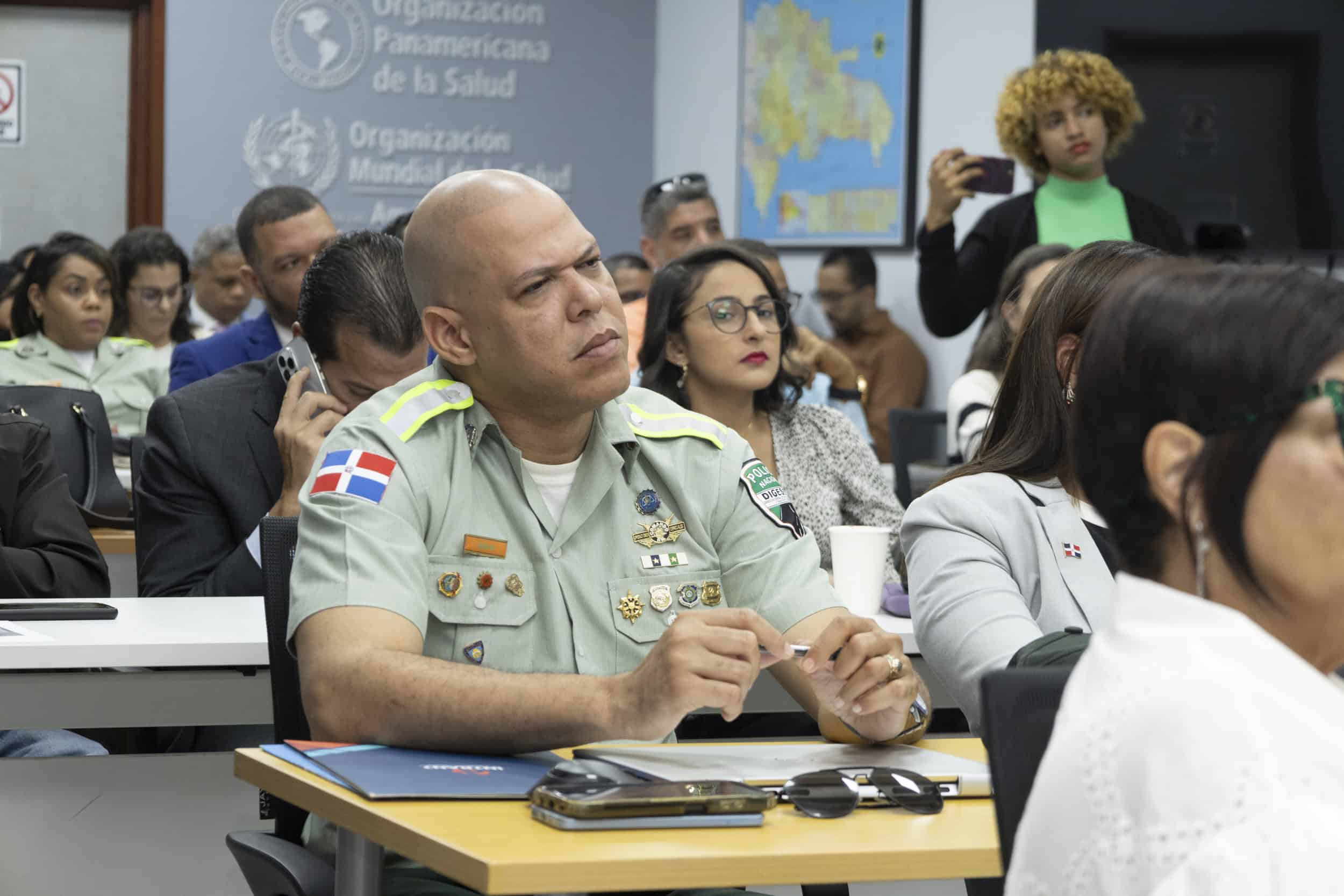 Participantes en la consulta.