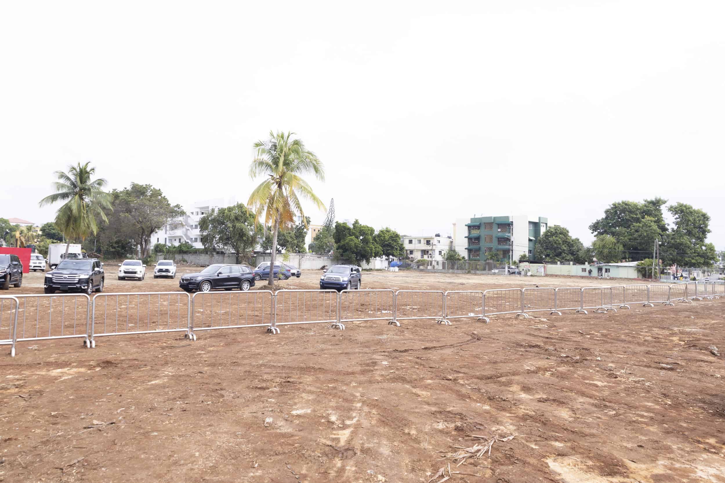 Terrenos donde se construirá el Paseo 30 de Mayo.