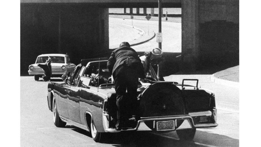 Clint Hill, agente del Servicio Secreto que saltó al auto de JFK tras atentado, muere a los 93 años