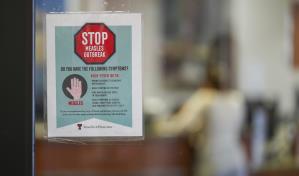 Reportan el primer fallecimiento por brote de sarampión en Texas