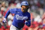 Pagos diferidos de Dodgers aumentan a 1,051 millones con acuerdos de Scott y Hernández Pagos diferidos de Dodgers aumentan a 1,051 millones con acuerdos de Scott y Hernández